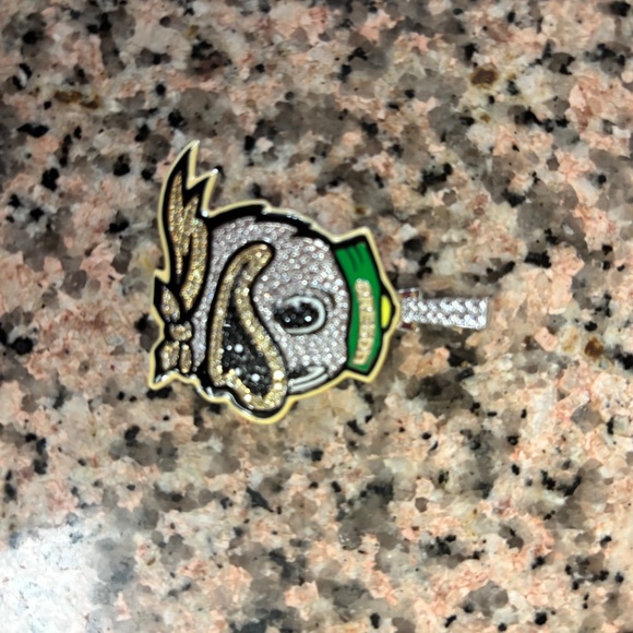 Officially licensed Oregon Ducks pendant - Picture 2 of 4